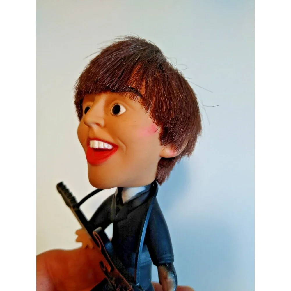 Paul McCartney The Beatles Soft Body Remco Doll Original Guitar Nems 1964